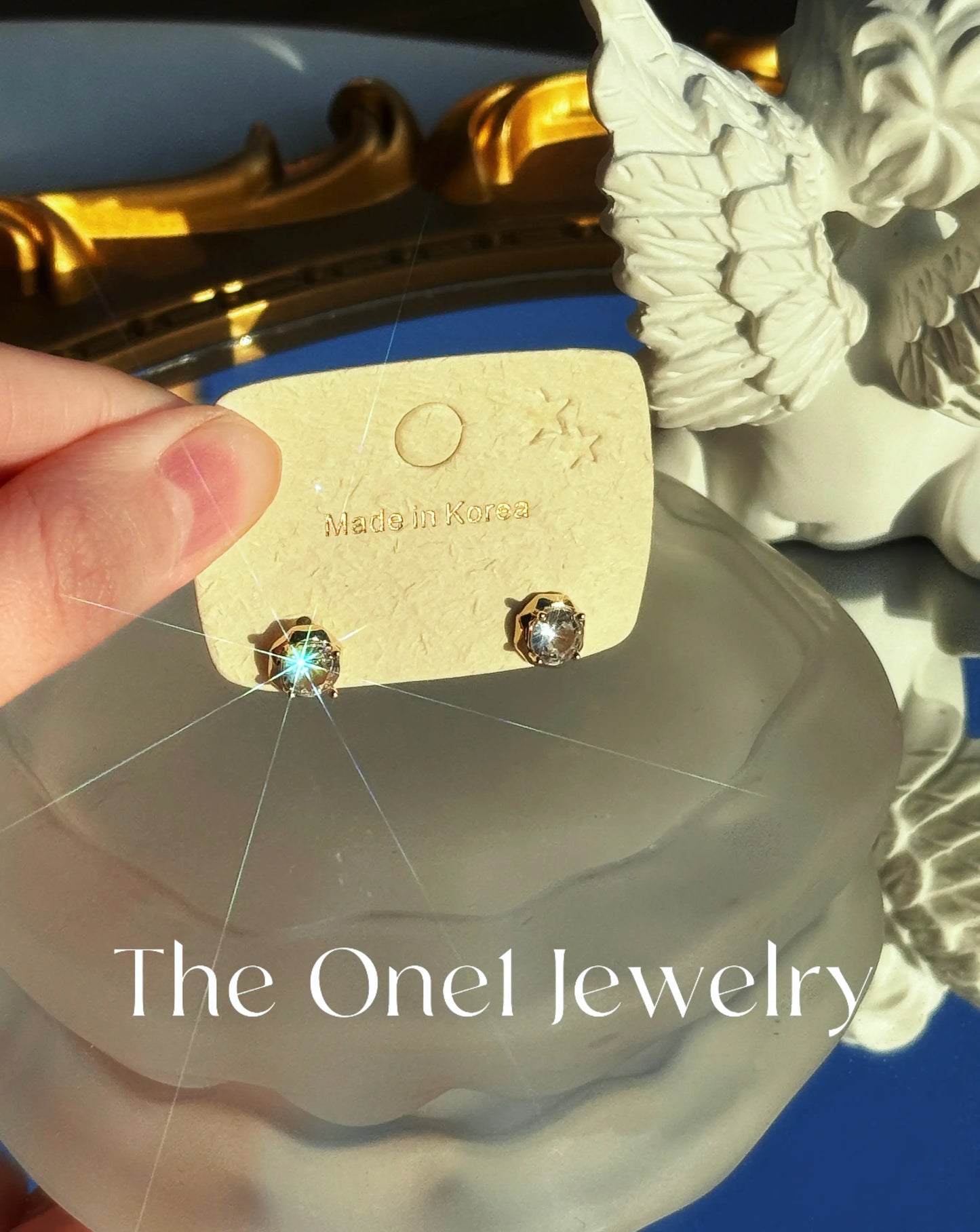 The One1| Classic Crystal Stud Earrings