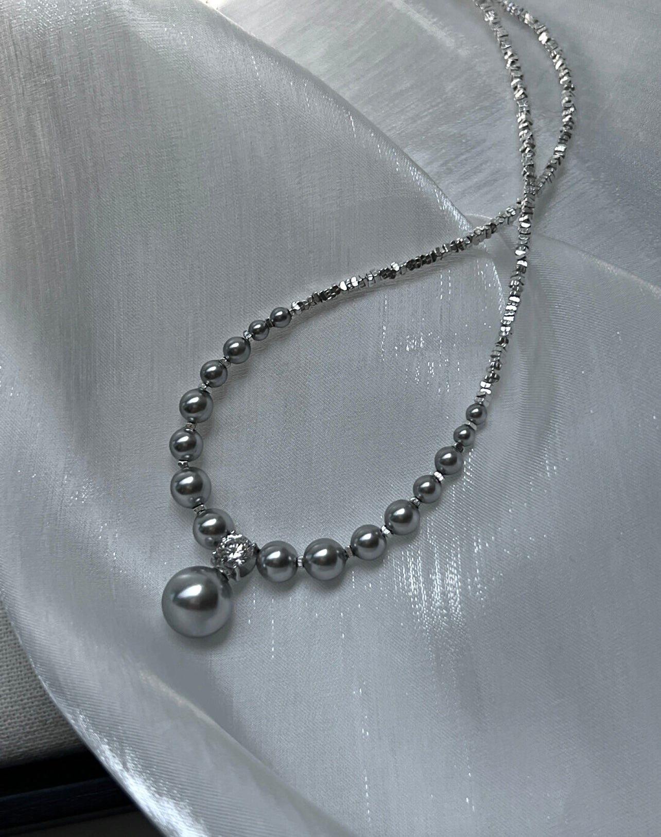 S925 Silver Crushed Silver Gradient Pearl Collar Necklace for woman| White/Grey