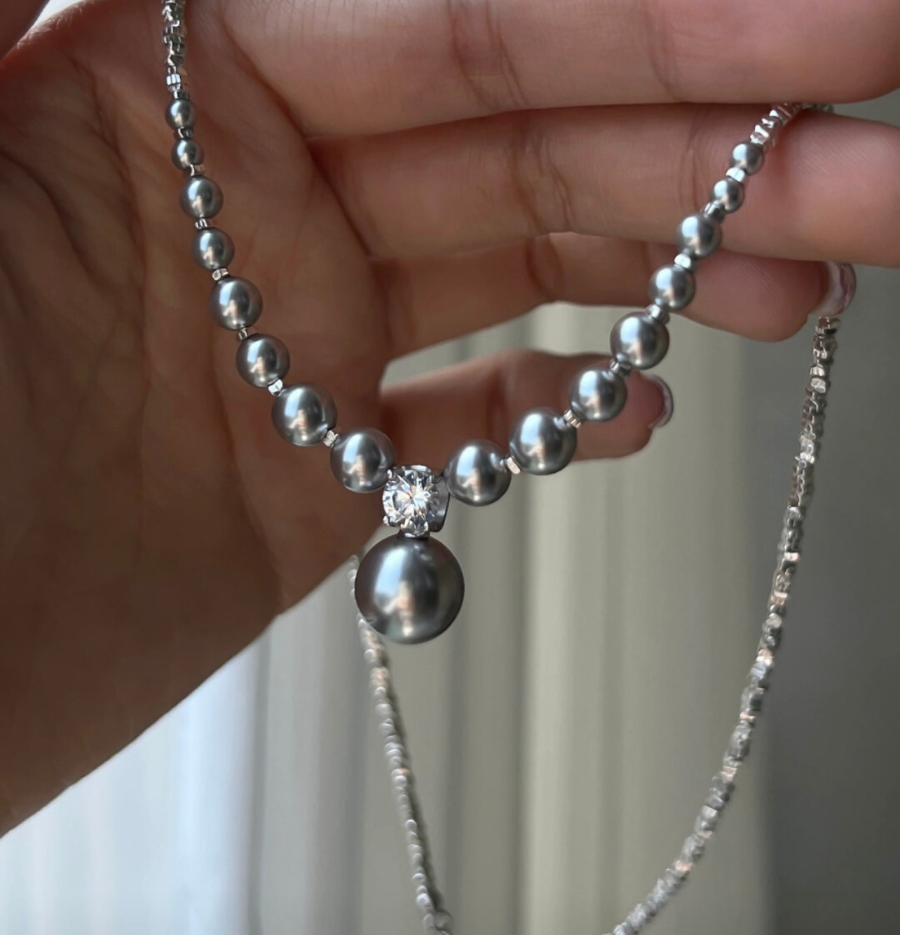 S925 Silver Crushed Silver Gradient Pearl Collar Necklace for woman| White/Grey