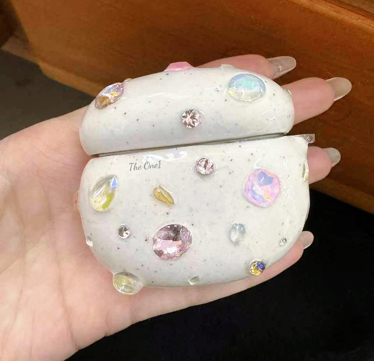 The One1| Handmade Diamond AirPods Case| All Models Supported| Model Required