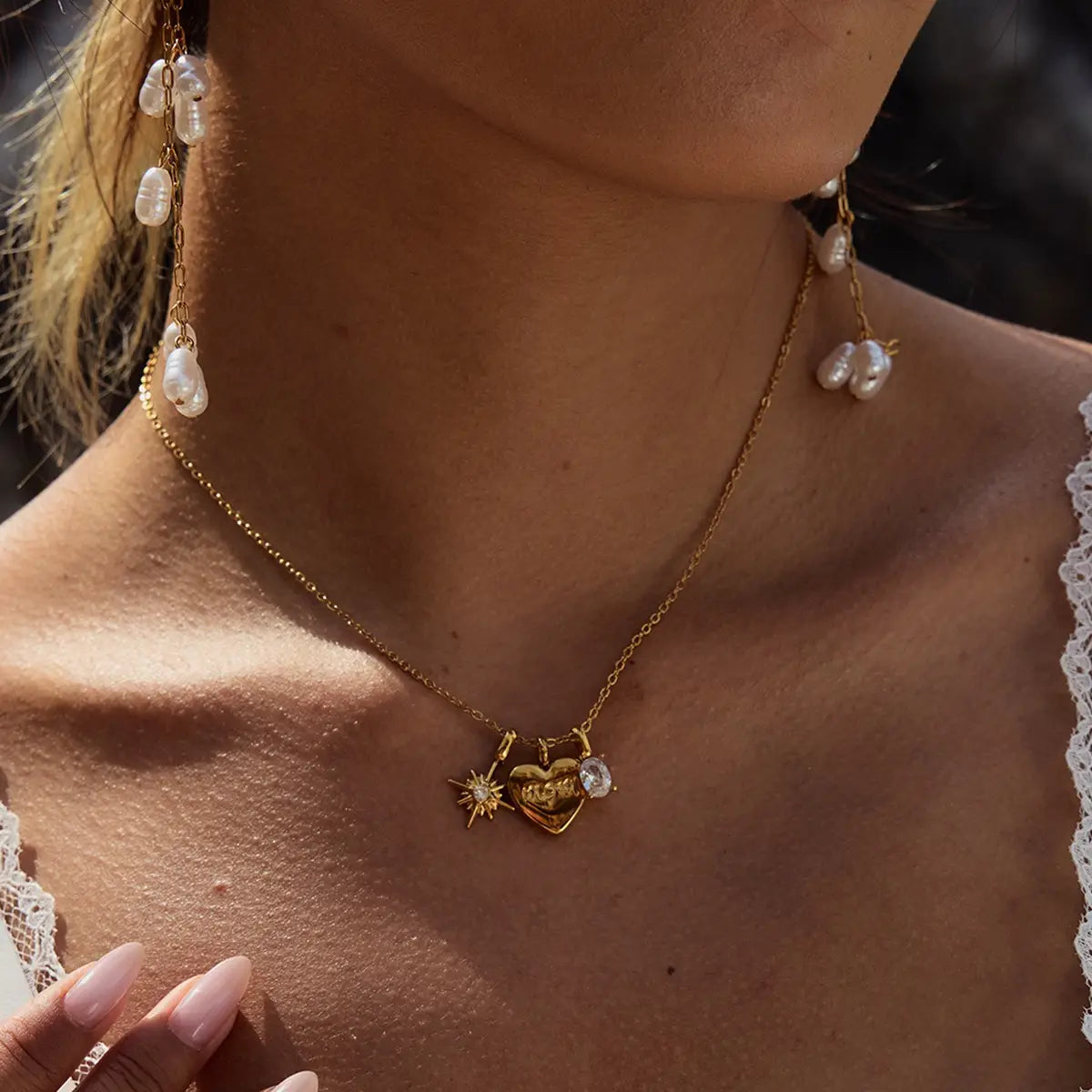 The One1| Waterproof heart necklace for woman, perfect for summer holiday