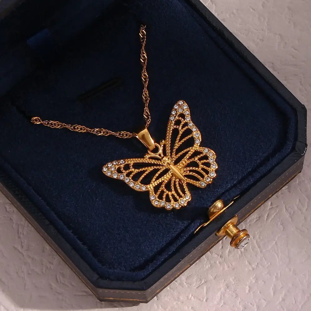 The One1| Angel squared, Cupid and Butterfly necklace for woman