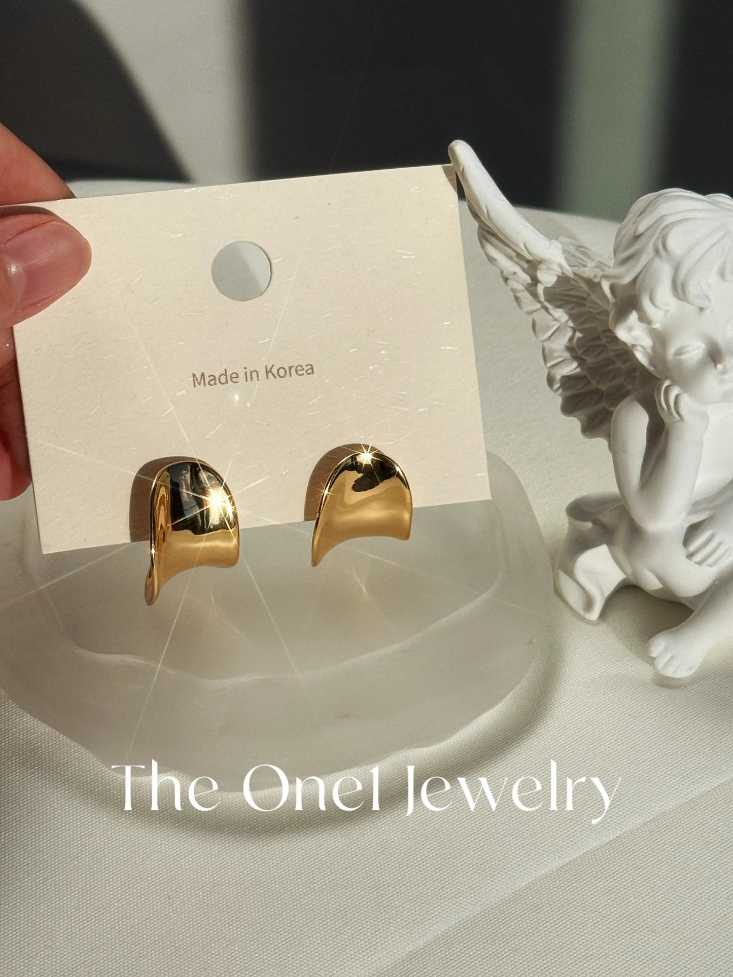 THE ONE1 - 24K Gold Concave Sculpted Oval Earrings