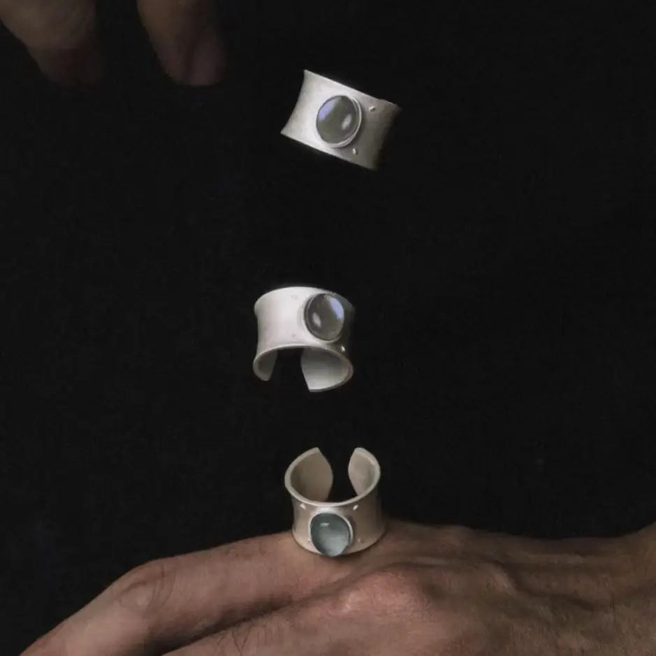 The One1| S925 Sterling Silver Matte Oval Grey Moonstone Ring, Wide Band, Open Design