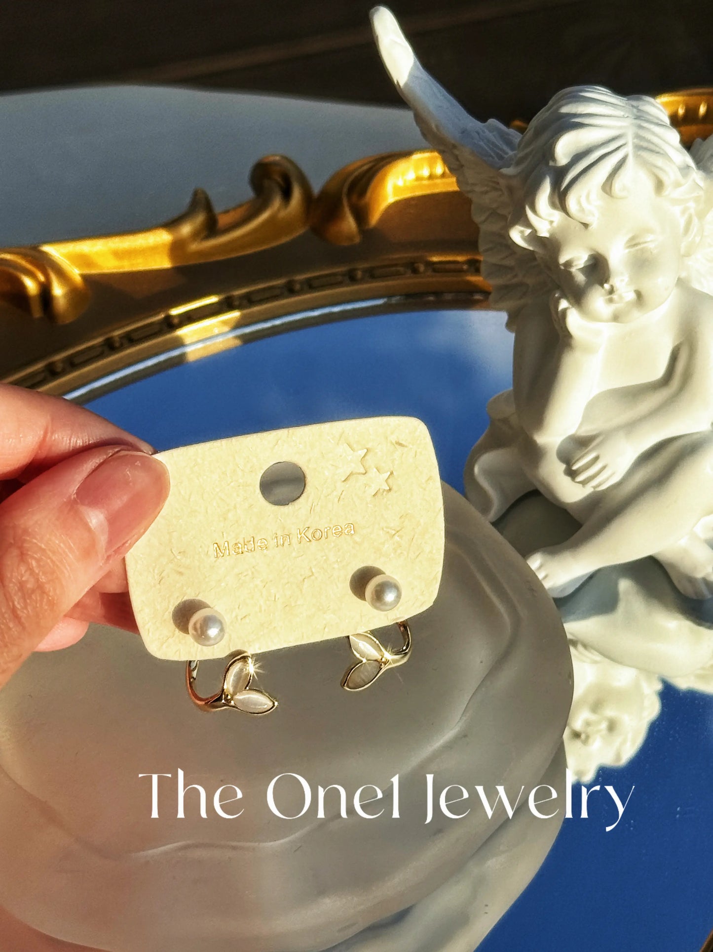 The One1| Coastal Mermaid Tail & Pearl Earrings
