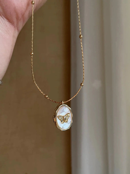 The One1|Butterfly Photo Album Necklace for woman