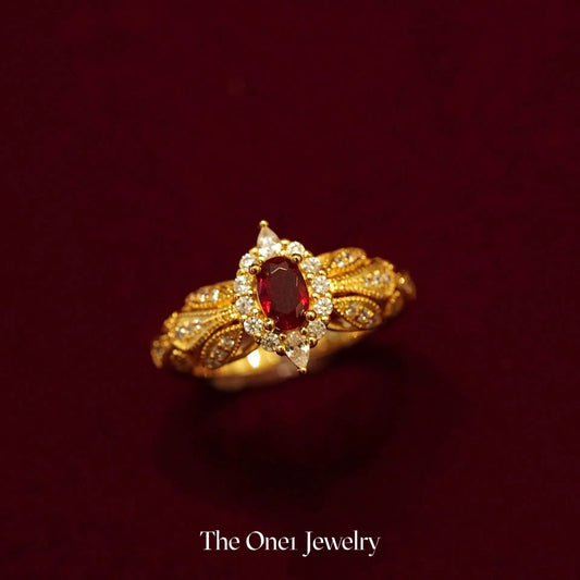 The One1| Vintage Ruby Ring, 18k gold