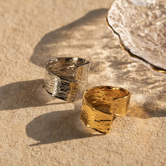 The One1| Crinkle Wide Open Ring, Gold and Sliver